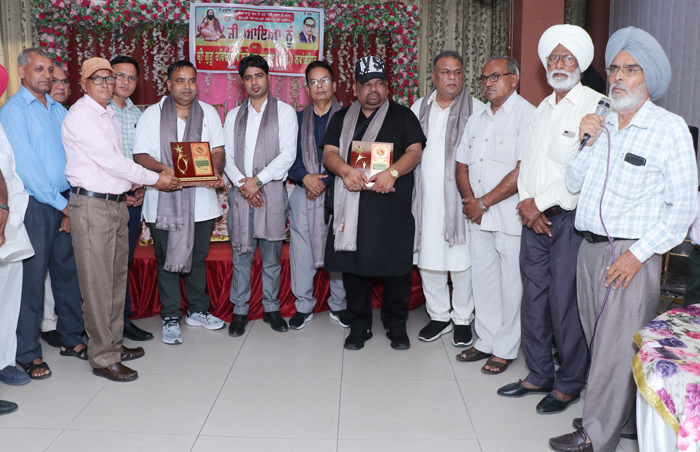 Honored personalities by Guru Ravidas Welfare Trust.